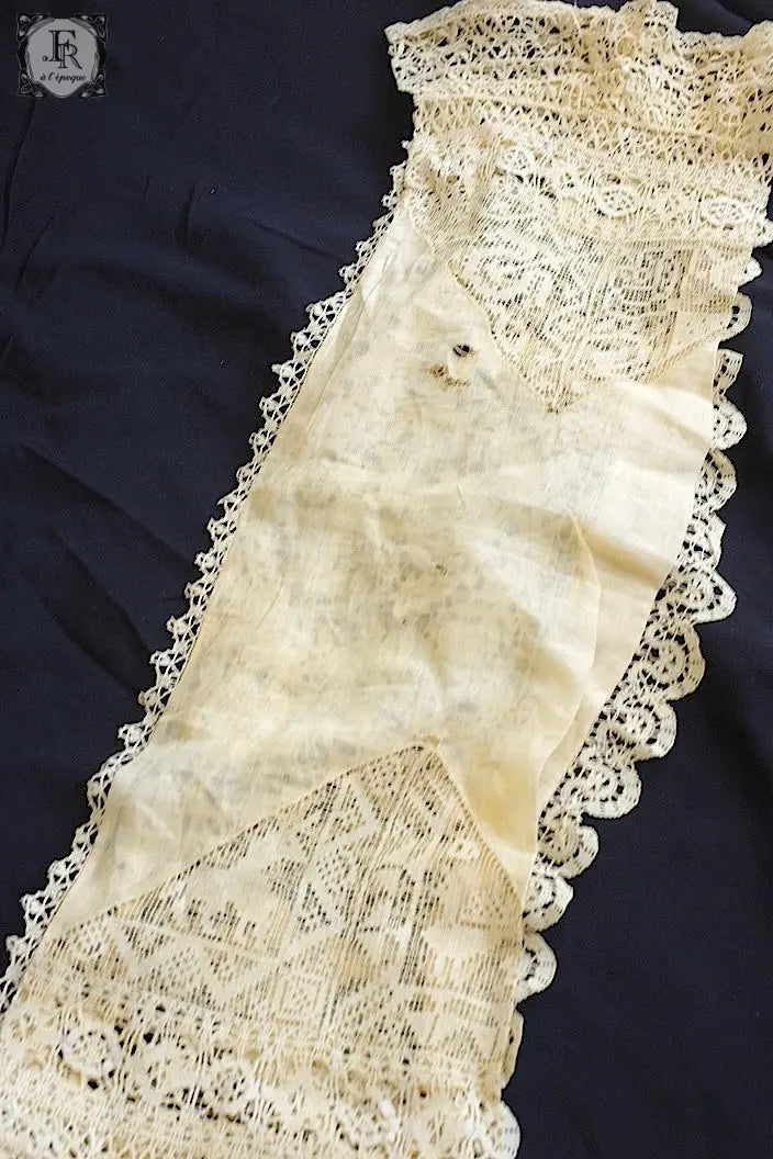 アンティークレース　dentelle ancinne カバー＋クロス .FR a l'epoque