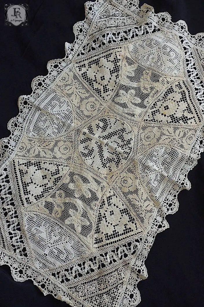 アンティークレース　dentelle ancinne カバー＋クロス .FR a l'epoque