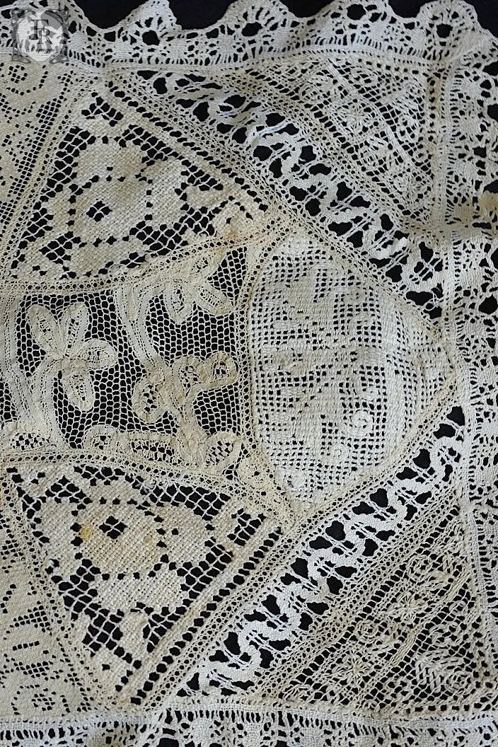 アンティークレース　dentelle ancinne カバー＋クロス .FR a l'epoque