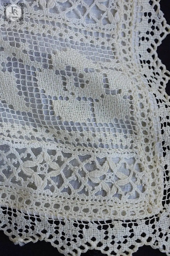 アンティークレース　dentelle ancinne カバー2つ .FR a l'epoque