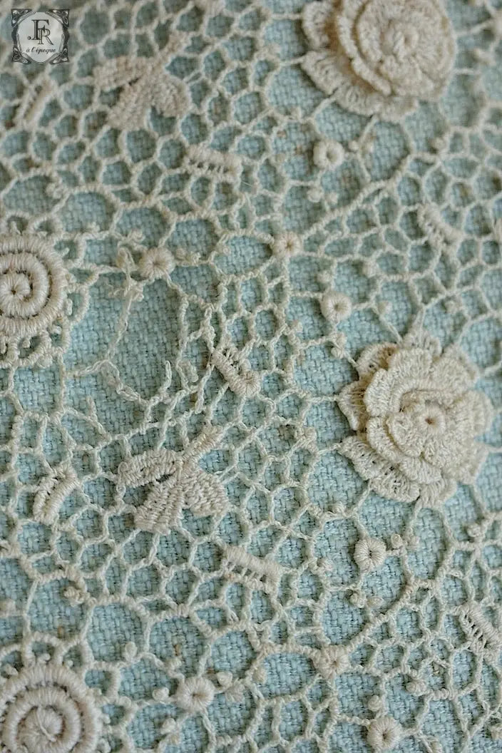 アンティークレース　dentelle ancinne カバー2つ .FR a l'epoque