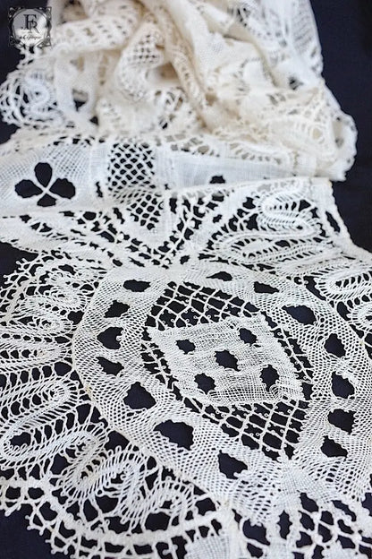 アンティークレース　dentelle ancinne　幅広ボビンレース　260cm .FR a l'epoque