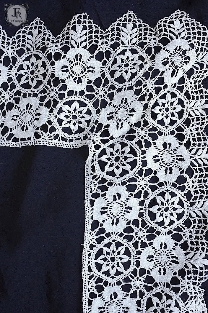 アンティークレース　dentelle ancinne　幅広ボビンレース　トータル584cm .FR a l'epoque