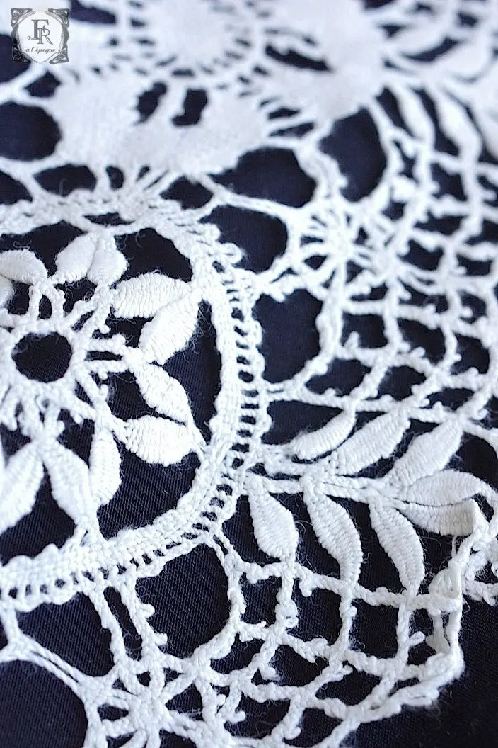 アンティークレース　dentelle ancinne　幅広ボビンレース　トータル584cm .FR a l'epoque