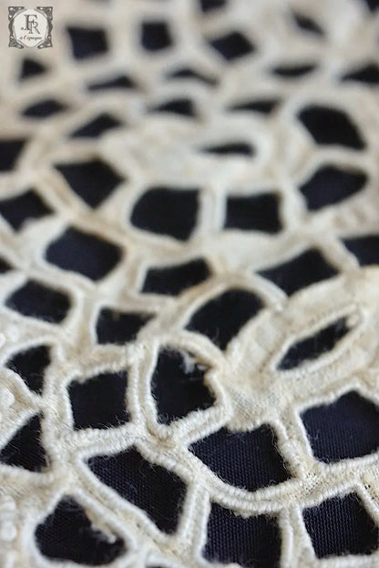 アンティークレース　dentelle ancinne　napprons 1 .FR a l'epoque