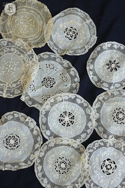 アンティークレース　dentelle ancinne　napprons 2 .FR a l'epoque