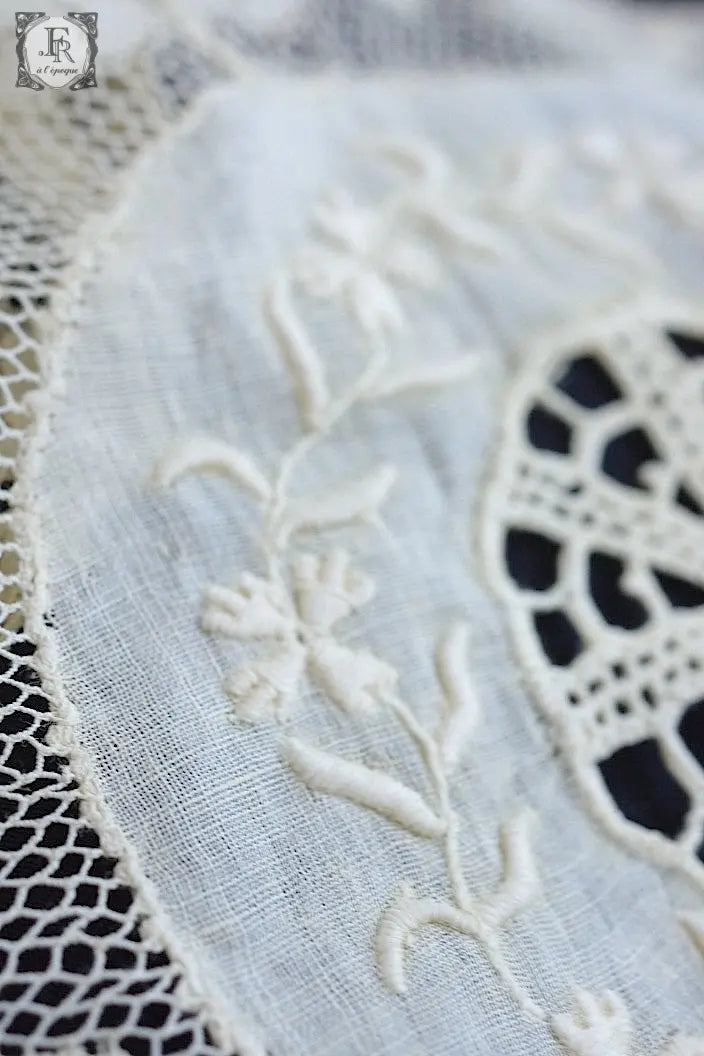 アンティークレース　dentelle ancinne　napprons 2 .FR a l'epoque