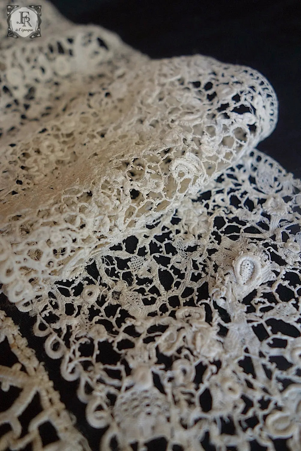 アンティークレース　dentelle antique 1700年代lot .FR a l'epoque