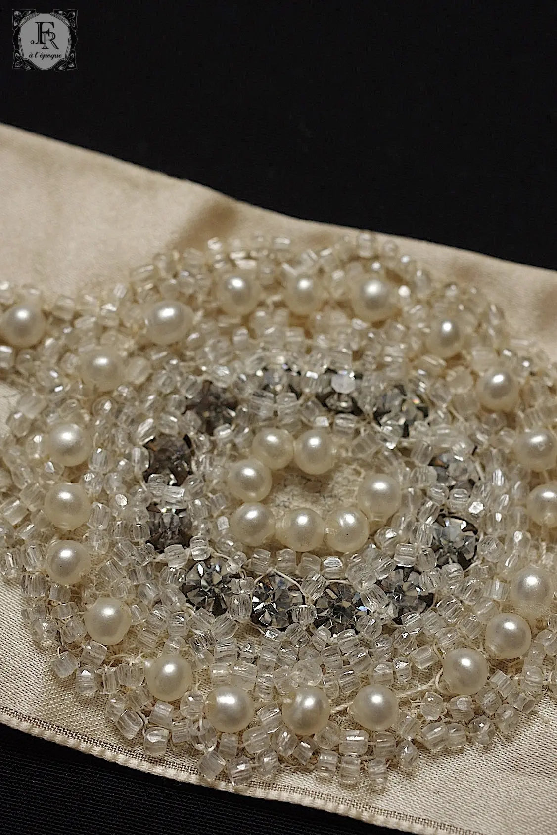 アンティークビーズ刺繍レース dentelle antique 2種 .FR a l'epoque