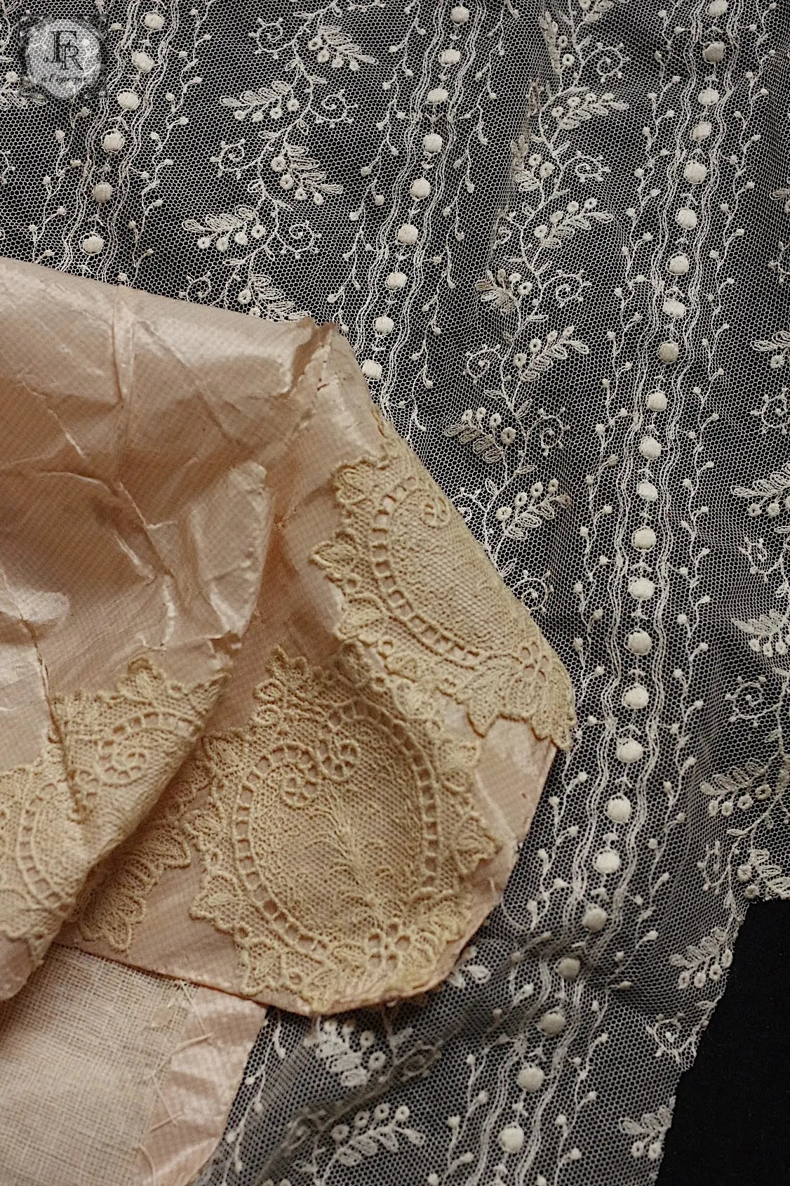 アンティークレース dentelle antique ハギレ素材用 .FR a l'epoque