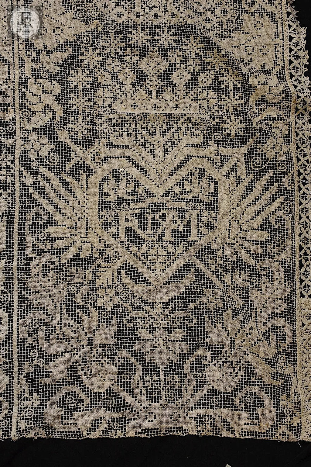 アンティークレース dentelle antique 教会クロス　 .FR a l'epoque