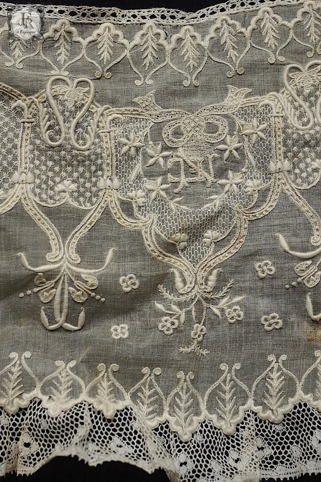 アンティークレース　dentelle antique 刺繍２種 .FR a l'epoque