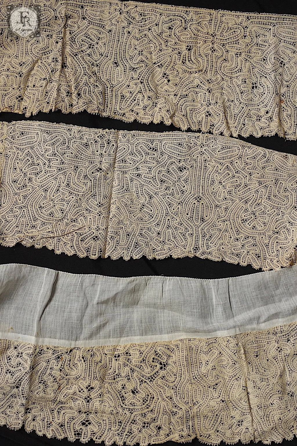 アンティークレース　dentelle antique 東ヨーロッパレース .FR a l'epoque