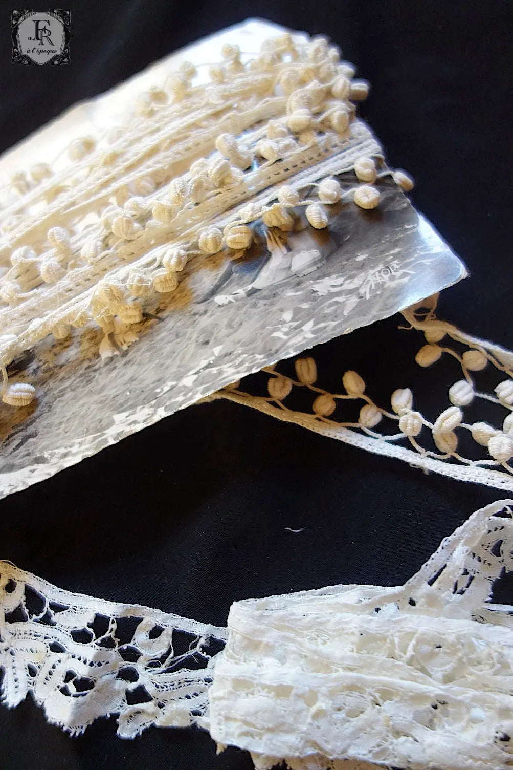 アンティークレース　dentelle antique テープレース　ぽんぽん＋おまけ .FR a l'epoque