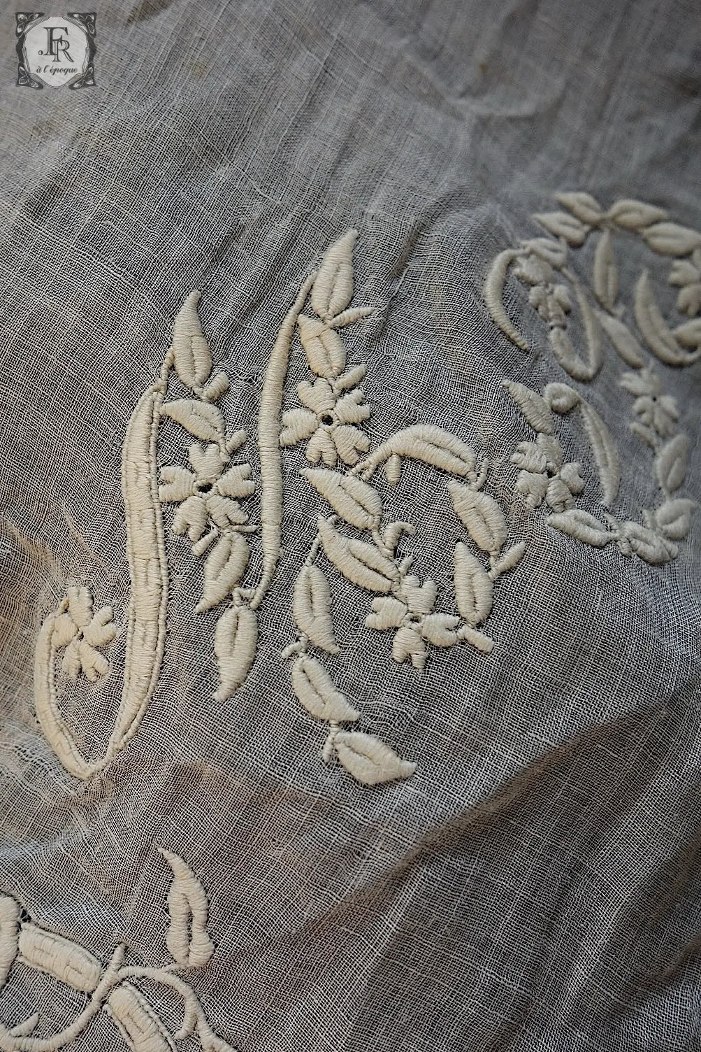 アンティークレース　dentelle antique 刺繍ハギレ素材用 .FR a l'epoque