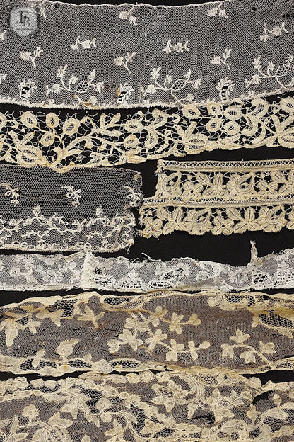 アンティークレース　dentelle antique ハギレ lot .FR a l'epoque