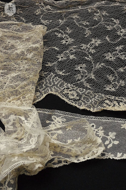 アンティークハンカチ　dentelle antique 　ハギレ lot .FR a l'epoque