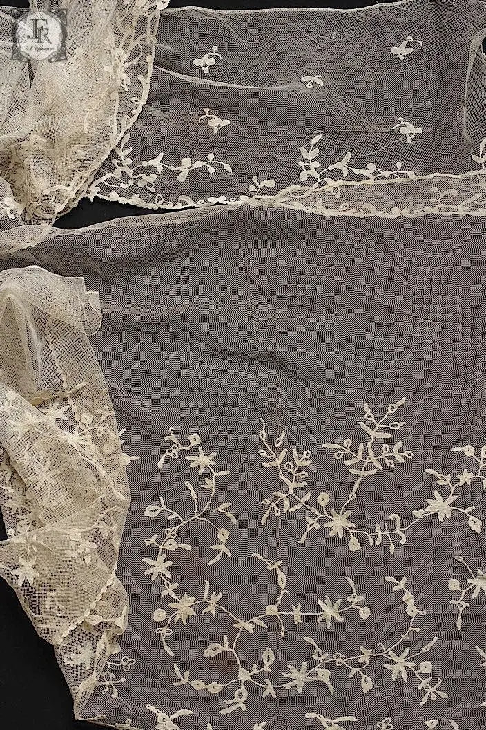 フランスアンティークレース