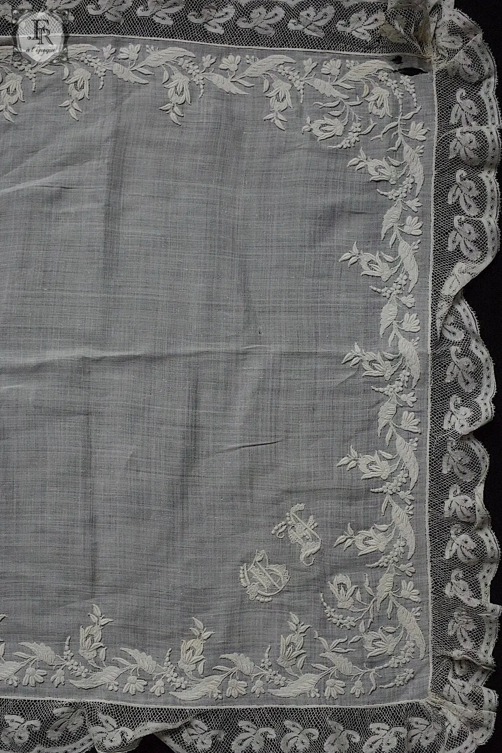 アンティークハンカチ　dentelle antique 　mouchoir .FR a l'epoque