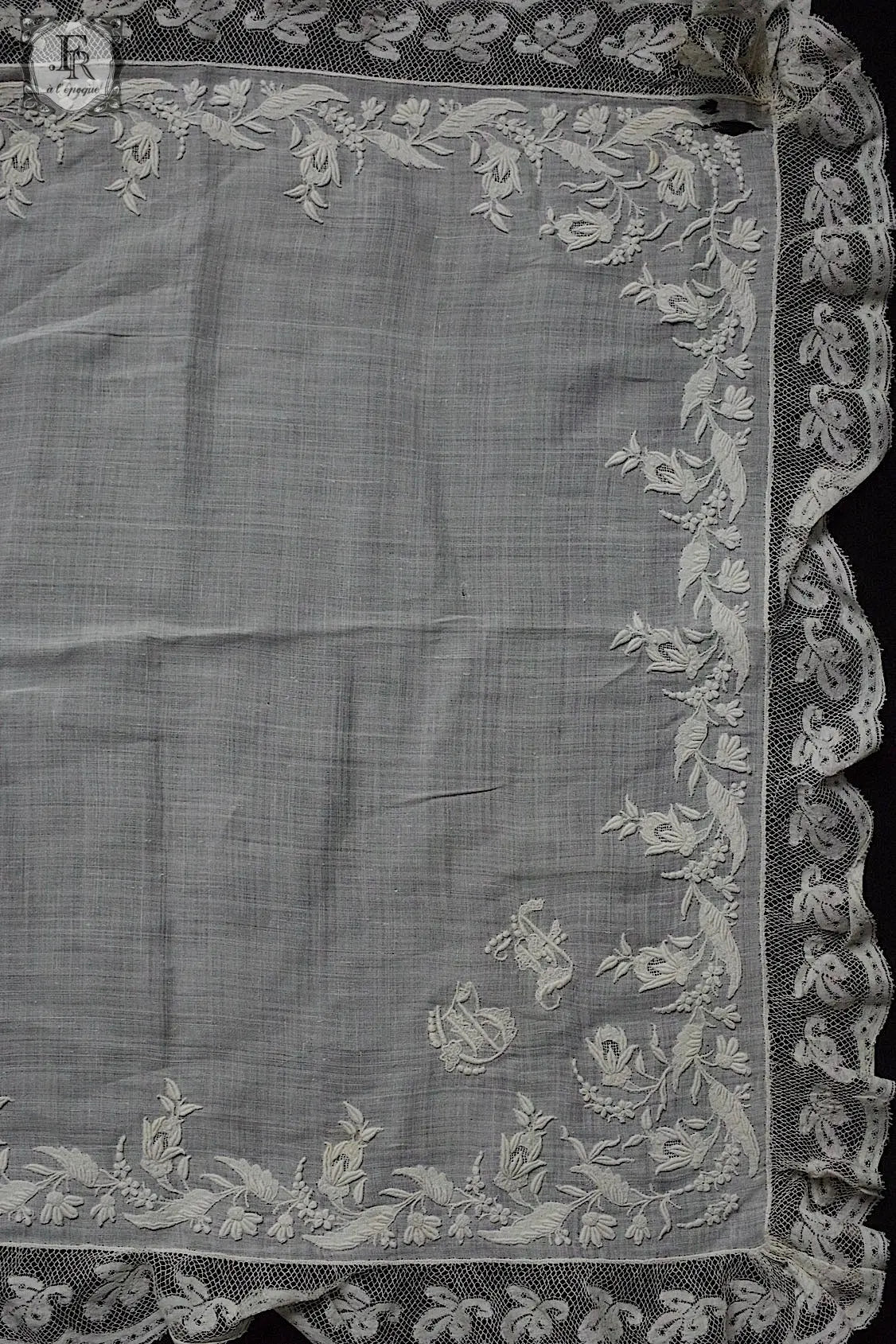 アンティークハンカチ　dentelle antique 　mouchoir .FR a l'epoque