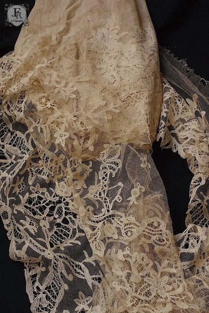 フランスアンティークレース