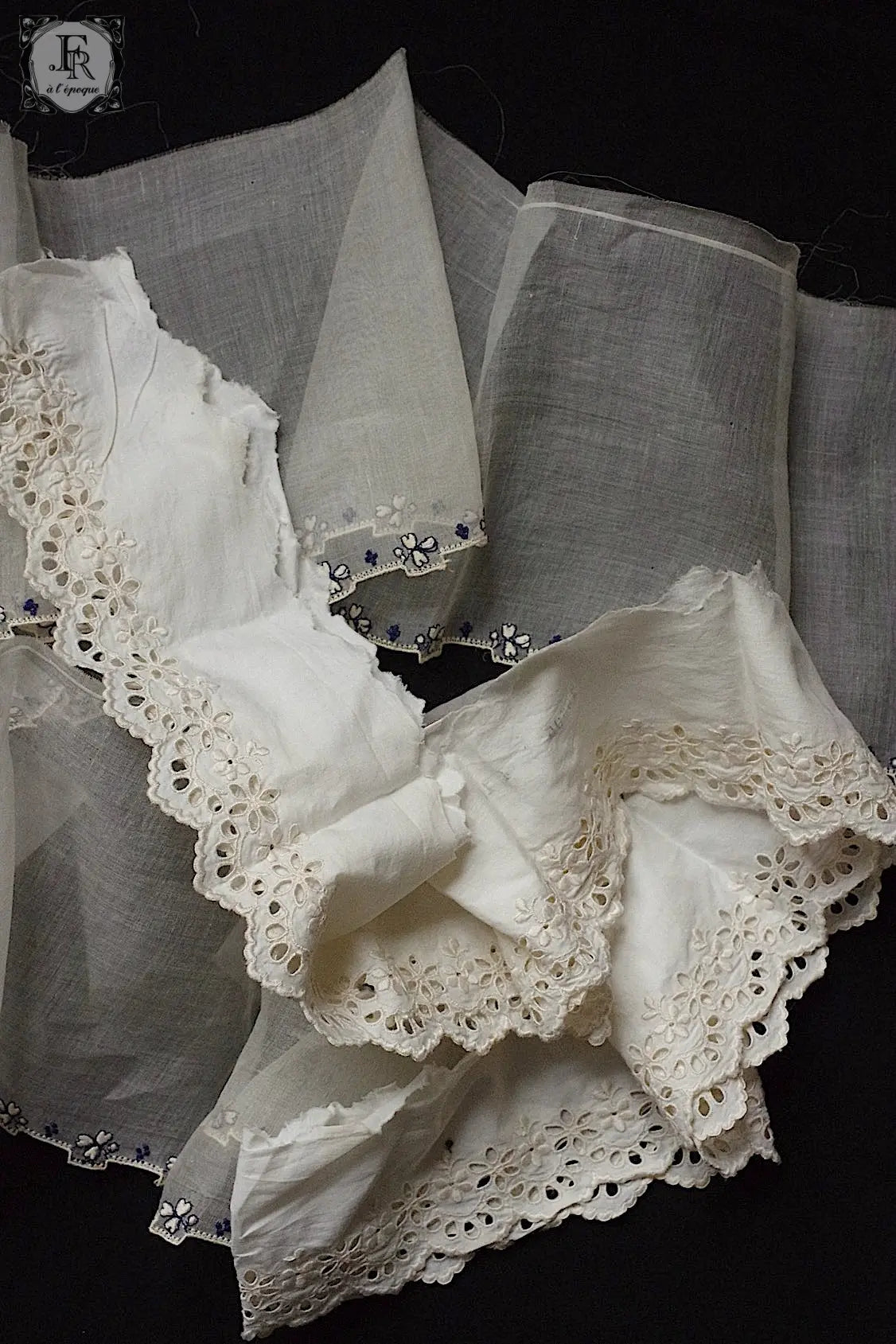 アンティークレース　dentelle antique lace　カットワーク、刺繍レース .FR a l'epoque