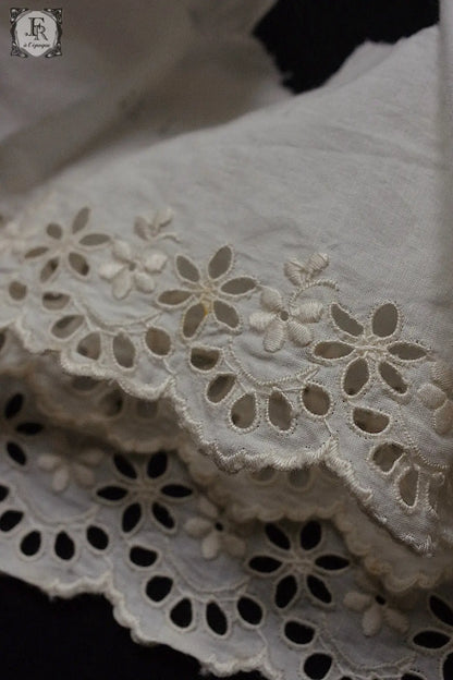 アンティークレース　dentelle antique lace　カットワーク、刺繍レース .FR a l'epoque