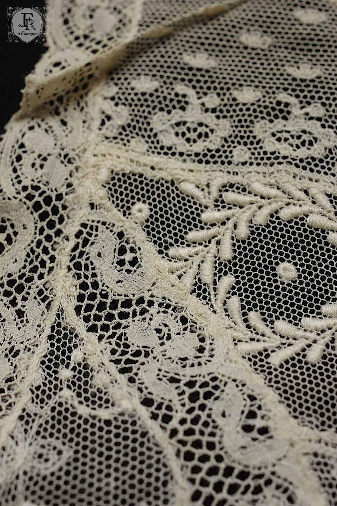 アンティークレースクロス　dentelle antique lots2 .FR a l'epoque