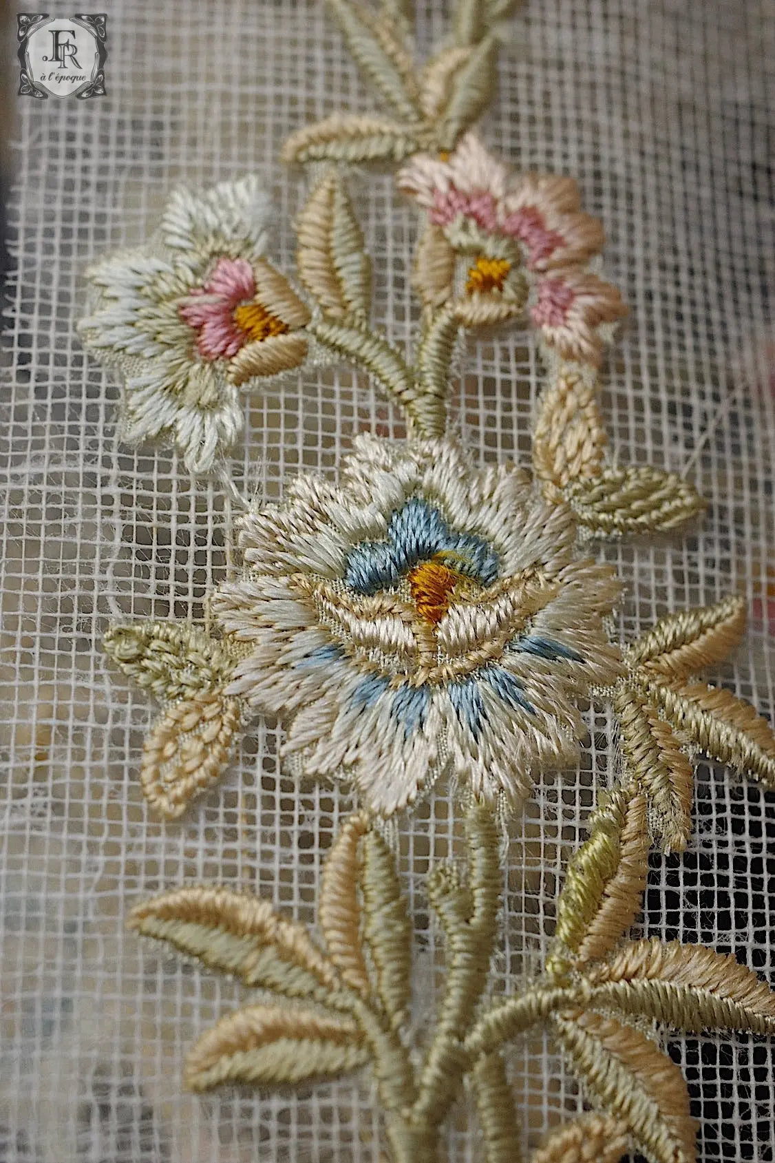 アンティークレース刺繍モチーフ dentelle antique par 3m .FR a l'epoque