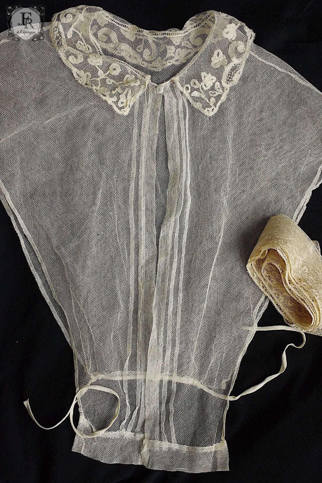 アンティークレース　dentelle antique  plastron+182cm .FR a l'epoque