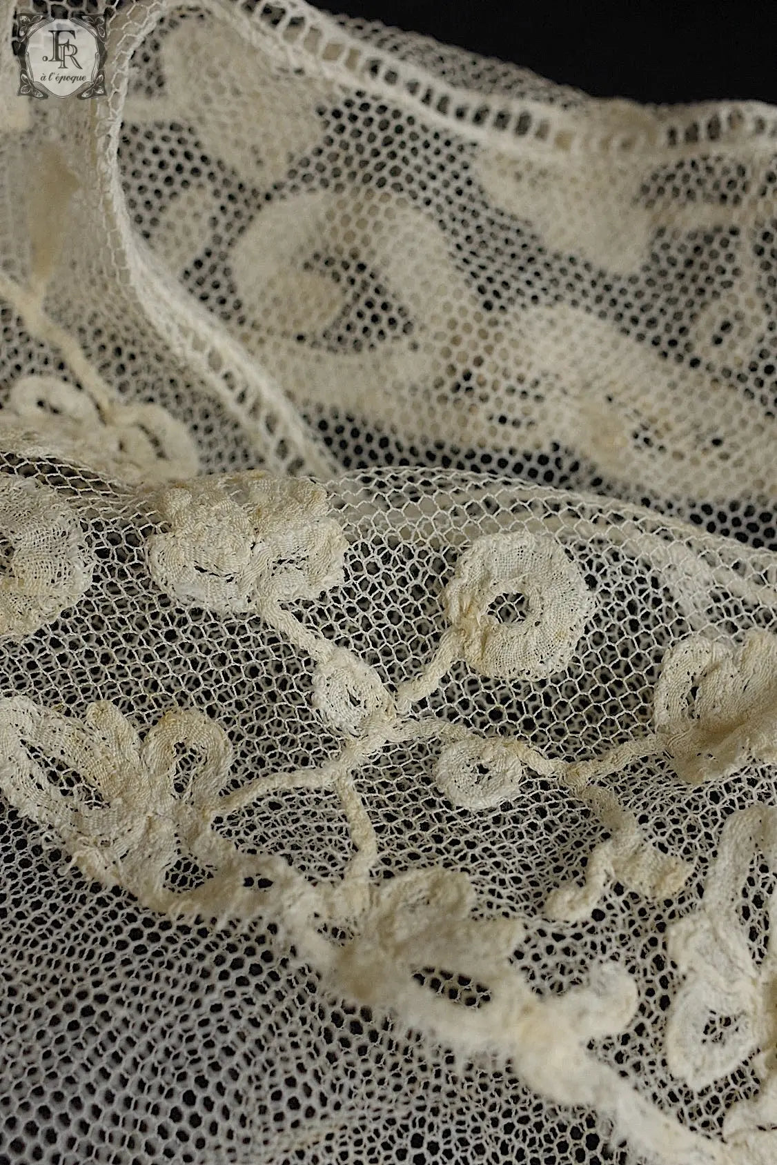 アンティークレース　dentelle antique  plastron+182cm .FR a l'epoque