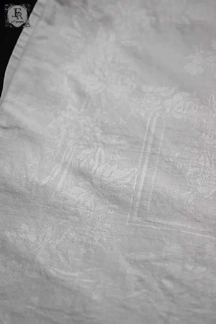 アンティーククロス　dentelle nappe　ダマセ .FR a l'epoque