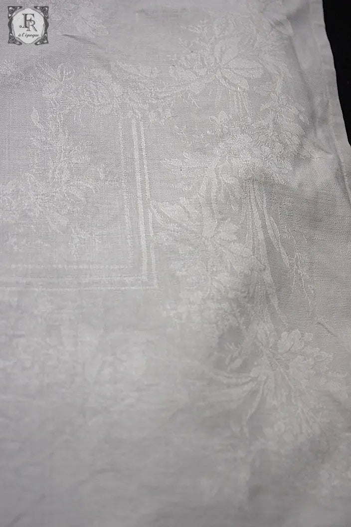 アンティーククロス　dentelle nappe　ダマセ .FR a l'epoque