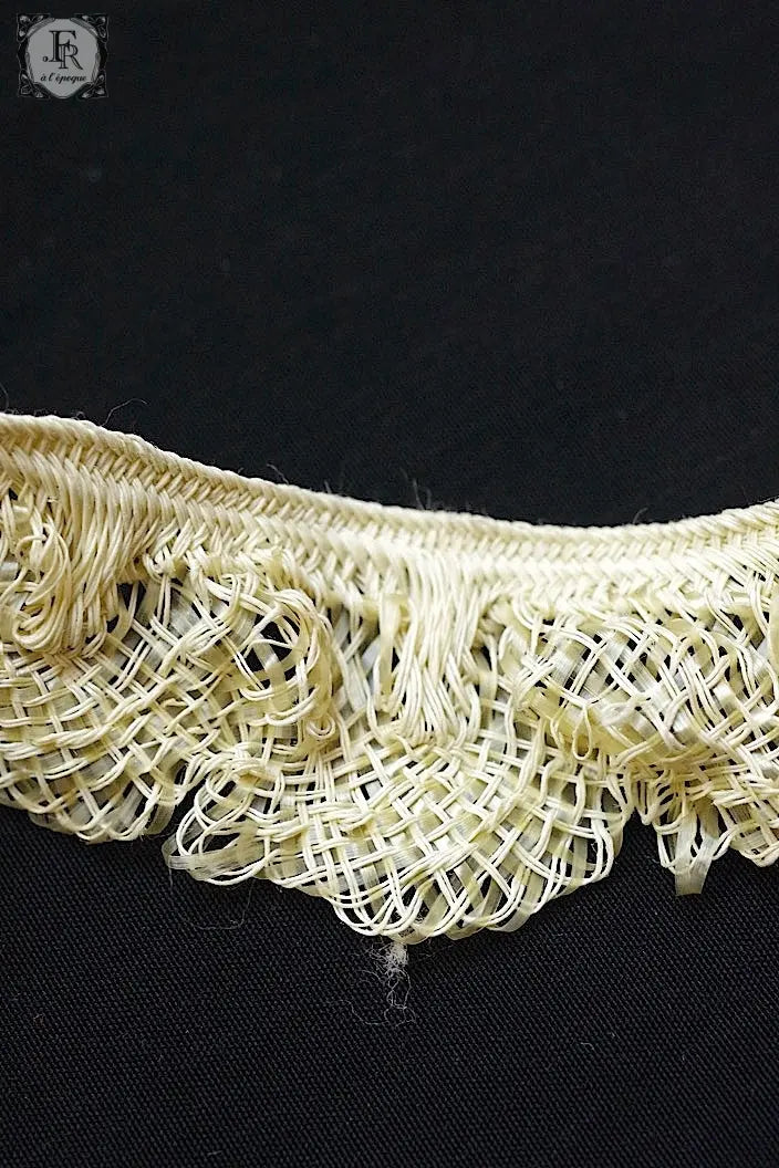 ヴィンテージレース　dentelle vintage 帽子用 .FR a l'epoque