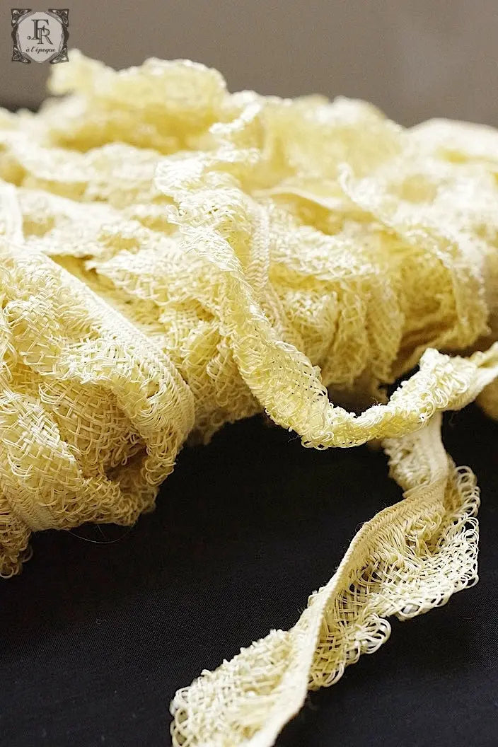 ヴィンテージレース　dentelle vintage 帽子用 .FR a l'epoque