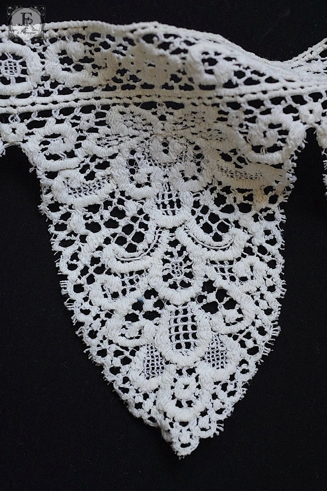 ヴィンテージレース　dentelle vintage　310cm .FR a l'epoque