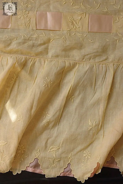 アンティークインテリアクロス　linge de maison antique ベッドカバーbebe用 .FR a l'epoque