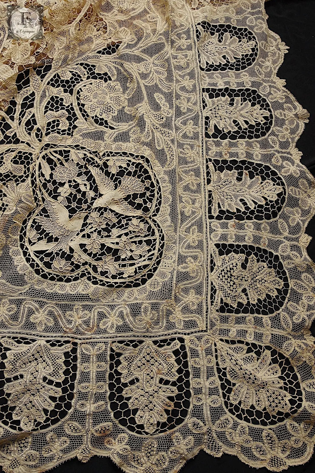 アンティークレースクロス linge de maison antique　 .FR a l'epoque