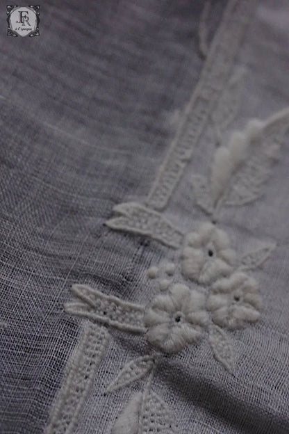 アンティーク刺繍ハンカチ　mouchoir ancienne　ハンカチ２枚　2 .FR a l'epoque