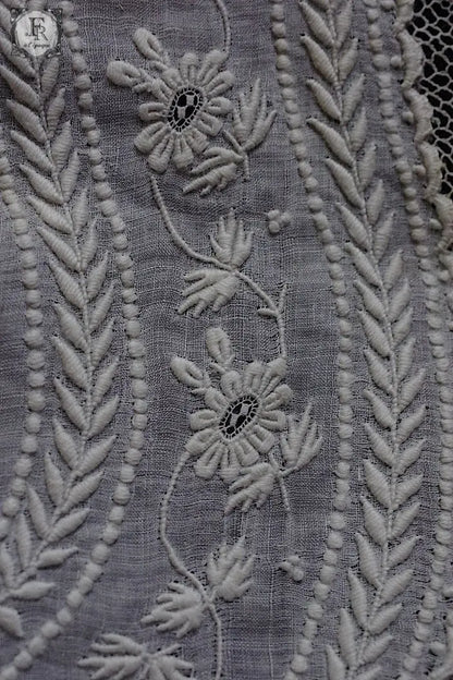 アンティーク刺繍ハンカチ　mouchoir ancienne　ハンカチ２枚　2 .FR a l'epoque