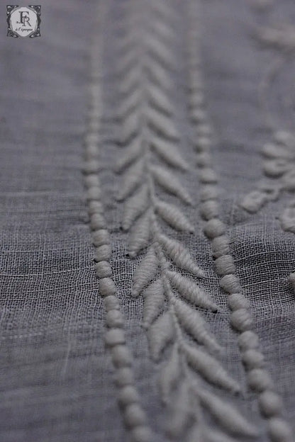 アンティーク刺繍ハンカチ　mouchoir ancienne　ハンカチ２枚　2 .FR a l'epoque