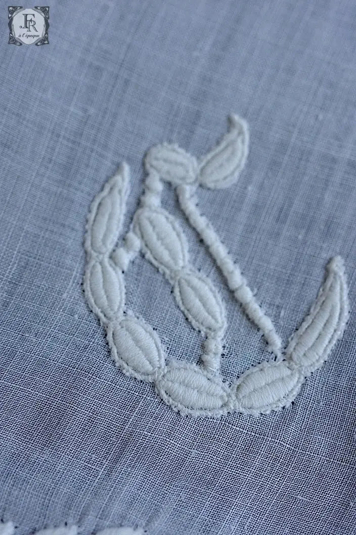 アンティークハンカチ　mouchoir antique  2枚セット　1 .FR a l'epoque