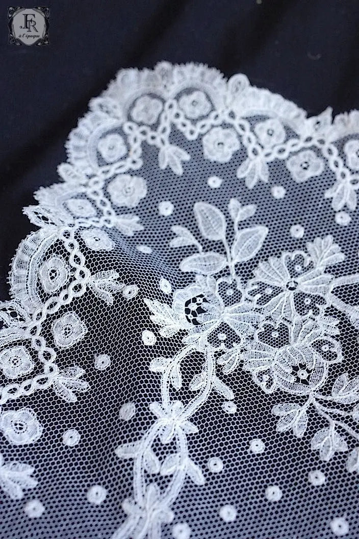 アンティークハンカチ　mouchoir antique 3 .FR a l'epoque