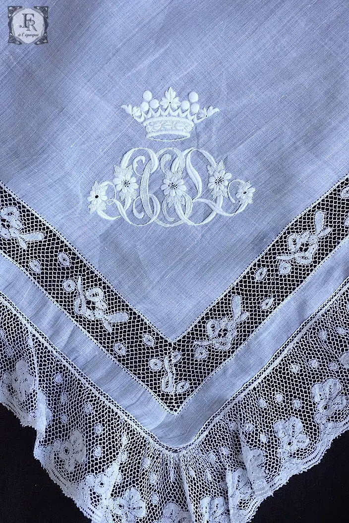 アンティークハンカチ　mouchoir antique 4 .FR a l'epoque