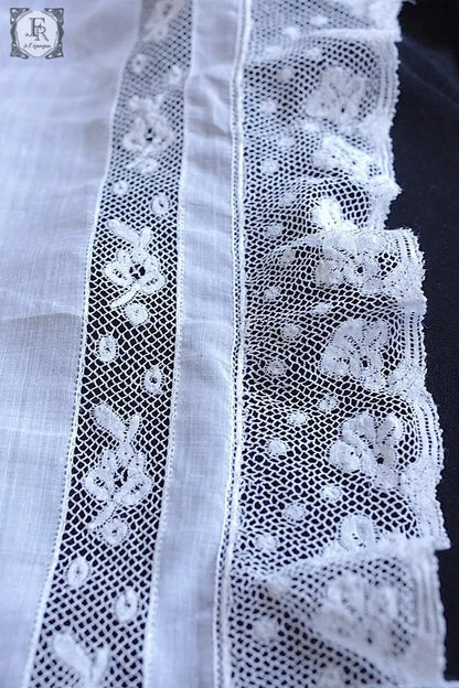 アンティークハンカチ　mouchoir antique 4 .FR a l'epoque