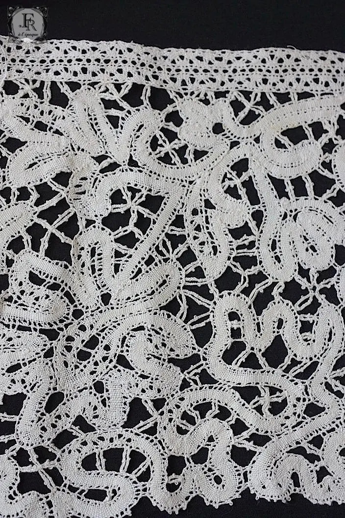 アンティークハンカチ　mouchoir antique インテリア用レース .FR a l'epoque