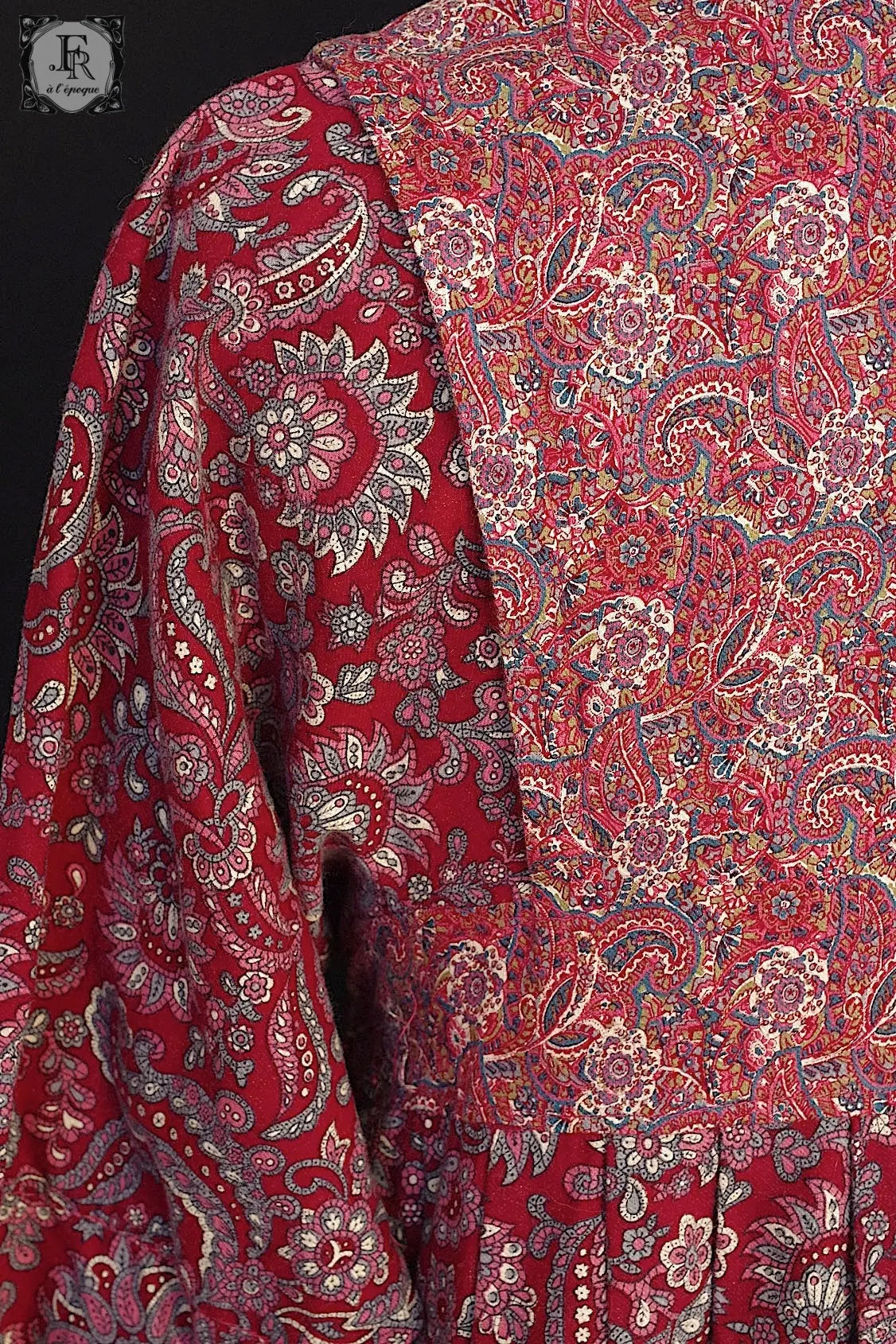 ヴィンテージワンんピース　robe vintage ペイズリー柄 .FR a l'epoque