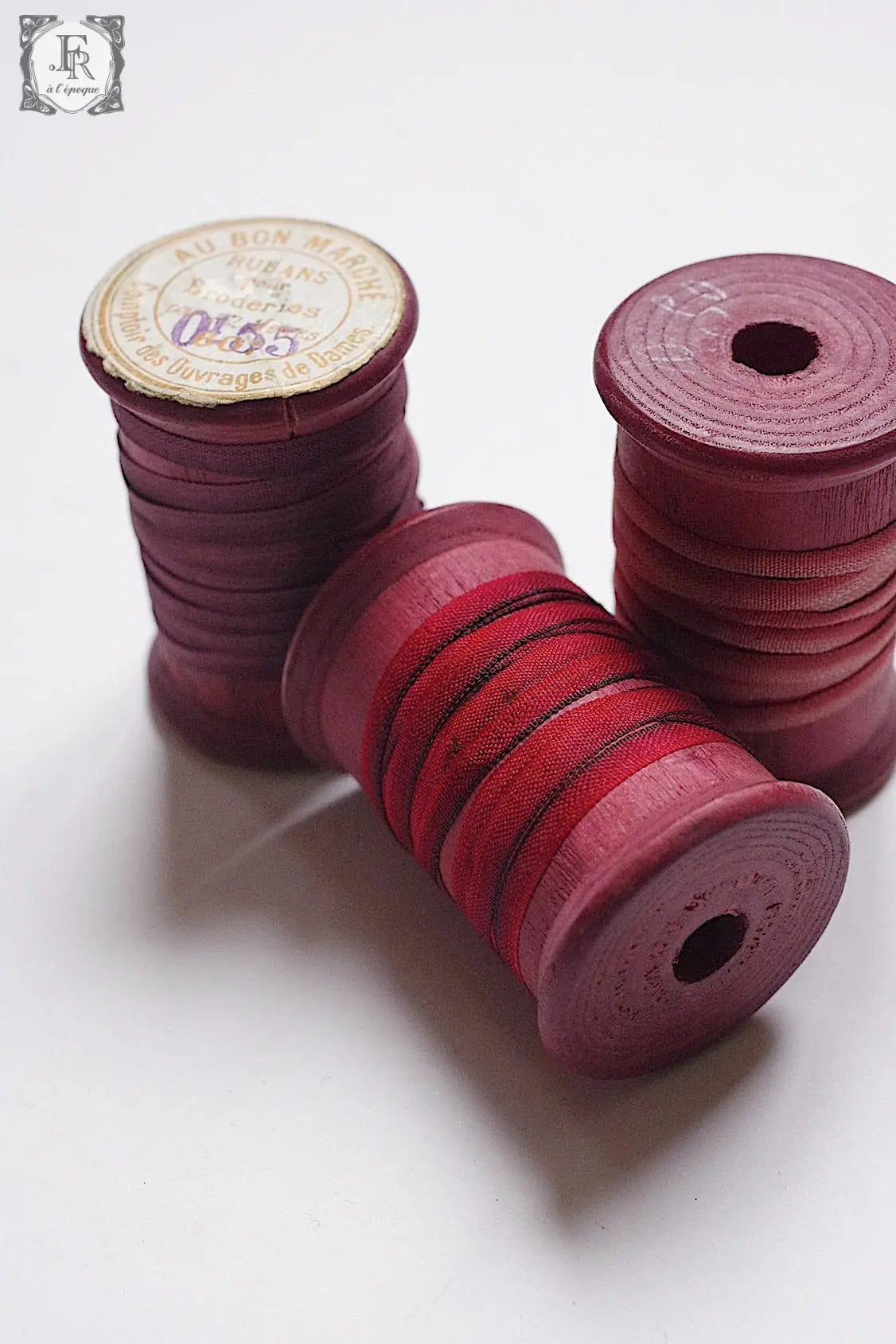 アンティーク生地 Antique Fabric Button Mercerie - .FR a l'epoque/フランスアンティーク蚤の市