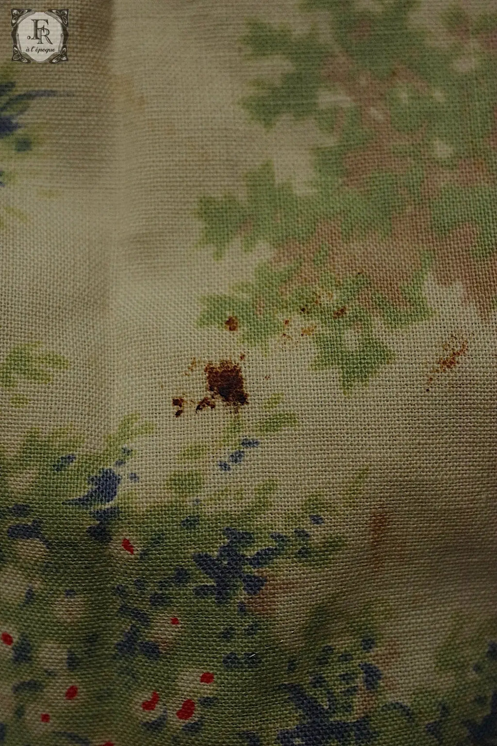 アンティーク生地　 tissu antique　赤ずきんちゃん .FR a l'epoque