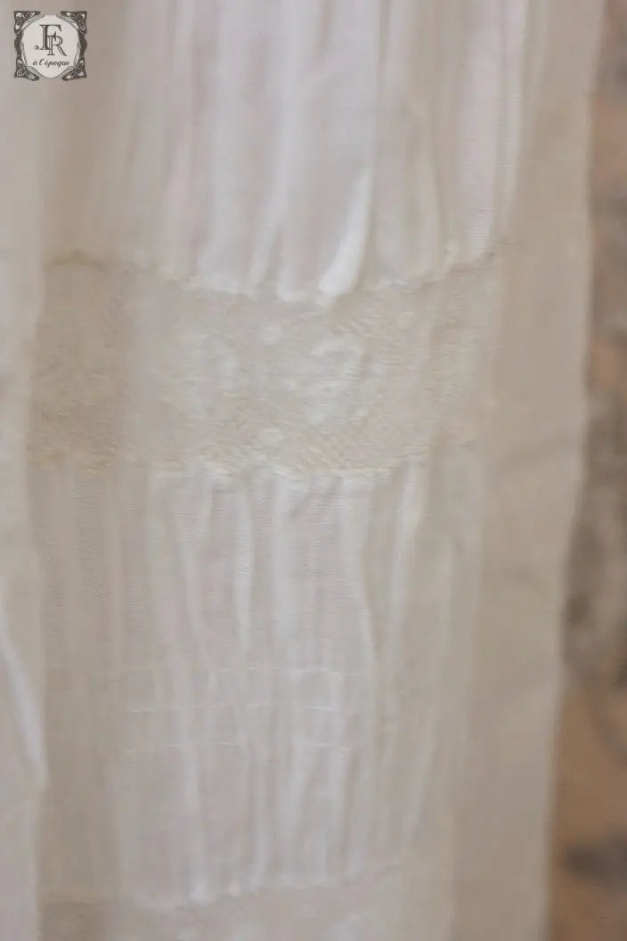 アンティークスカート　vêtement antique 　 .FR a l'epoque